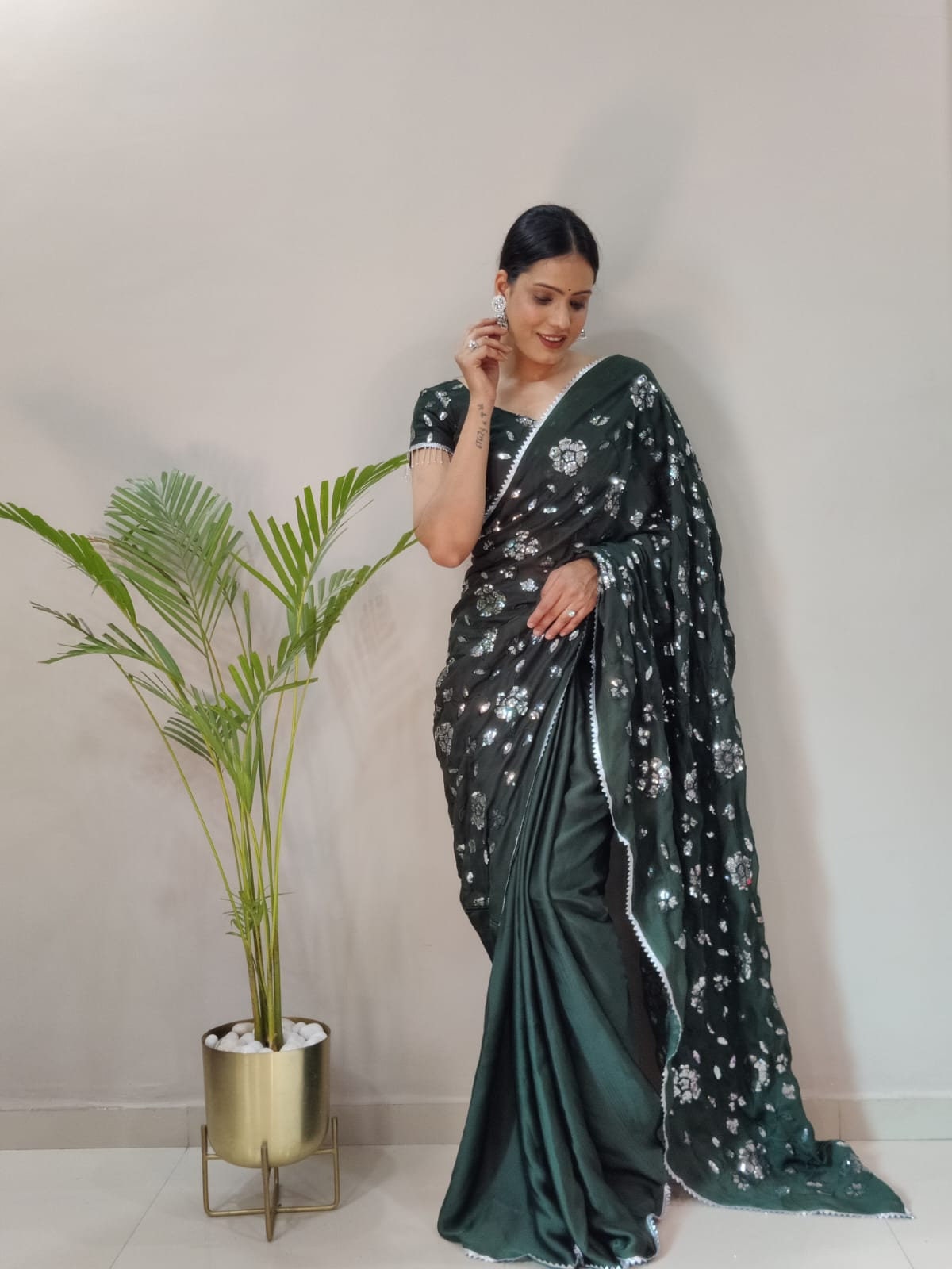 Indian|Pakistani Festival Women Red saree Embroidery Work Black Saree| Bollywood Black saree Kadva technique Beautiful Black Saree For Women