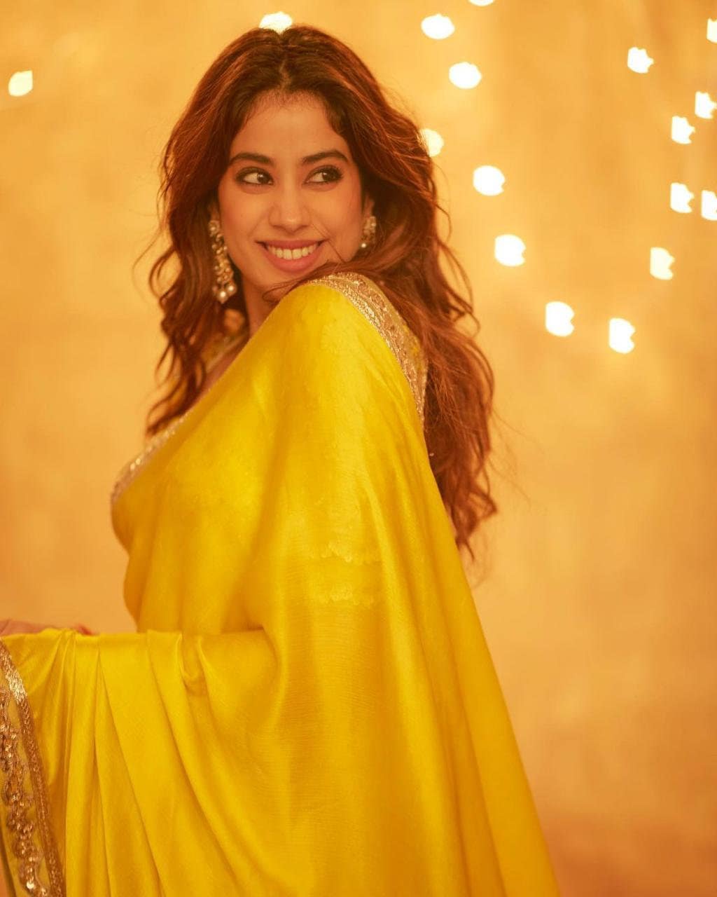 Huge Manish Malhotra inspired, Jhanvi kapoor bright yellow saree, with embroidered unstiched blouse, super trendy saree for haldi ceremony,