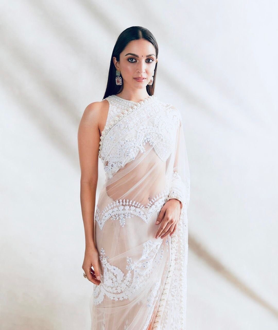 Kiara Advani Style Saree With Blouse Beautiful Soft Net White Saree, Indian Wedding Dress, Sabyasachi Saree