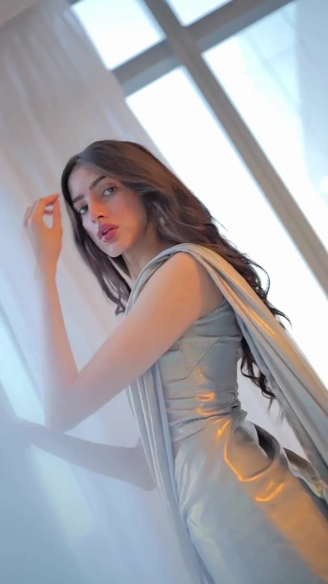 Copper Brilliance! Elevate your glamour with our Metallic Satin Saree, adorned with beads. Limited stock - Indulge in luxe elegance now! 💫✨"